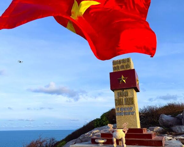 Côn Đảo- Trần Đề