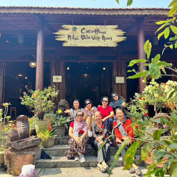 tour vĩnh long tham quan cocohome nhà dừa