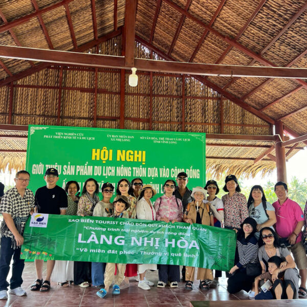 TOUR LANG NHI HOA