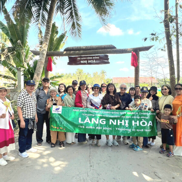 DU LICH LANG NHI HOA