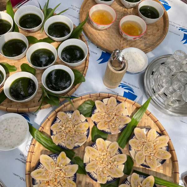 LANG NHI HOA