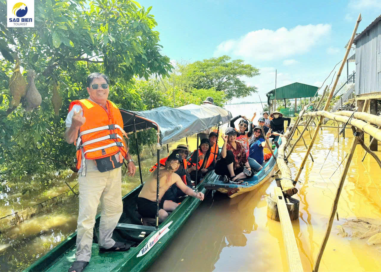 Tour Mùa Nước Nổi - Sao Biển Tourist Tour Mùa Nước Nổi - Sao Biển Tourist