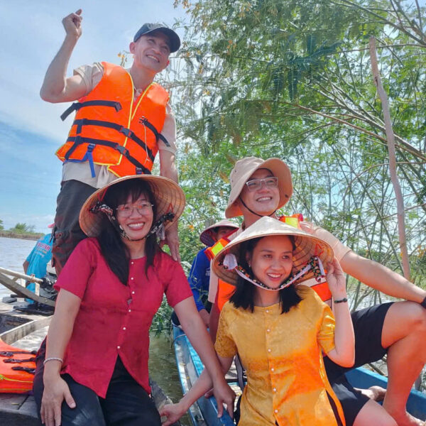 Tour Mùa Nước Nổi - Sao Biển Tourist