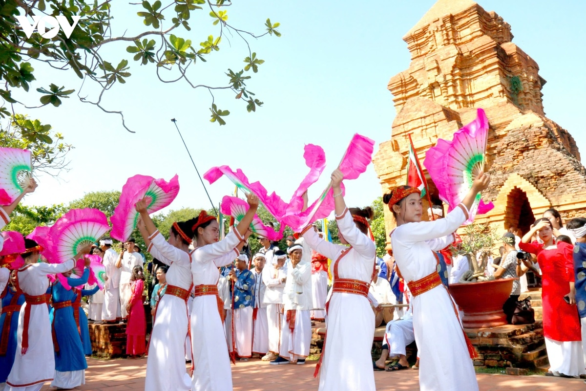 Tour Lễ Hội KaTê Ninh Thuận 2026 - Sao Bien Tourist Tour Lễ Hội KaTê Ninh Thuận 2026 - Sao Bien Tourist