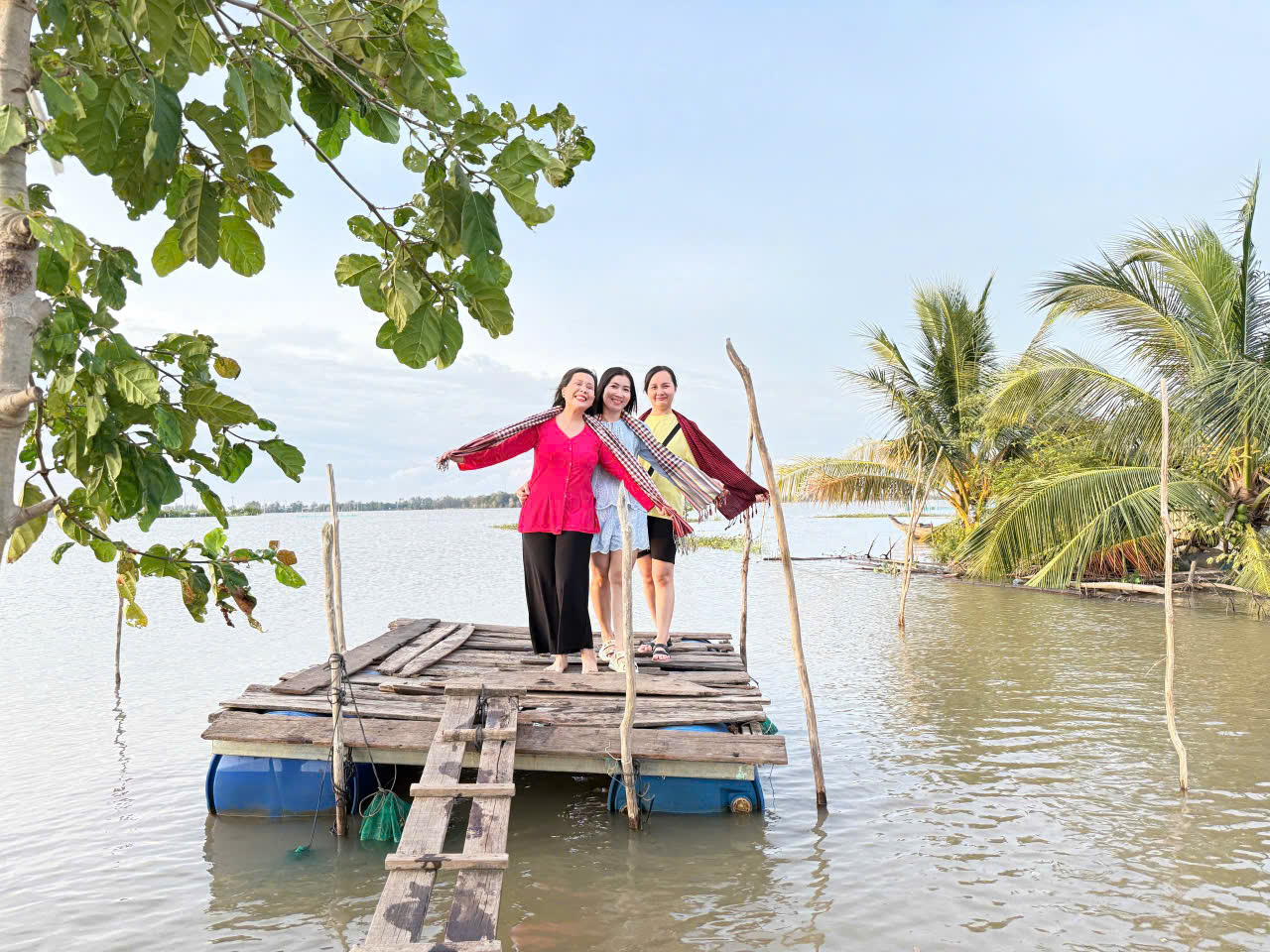 Tour Mùa Nước Nổi - Sao Biển Tourist Tour Mùa Nước Nổi - Sao Biển Tourist